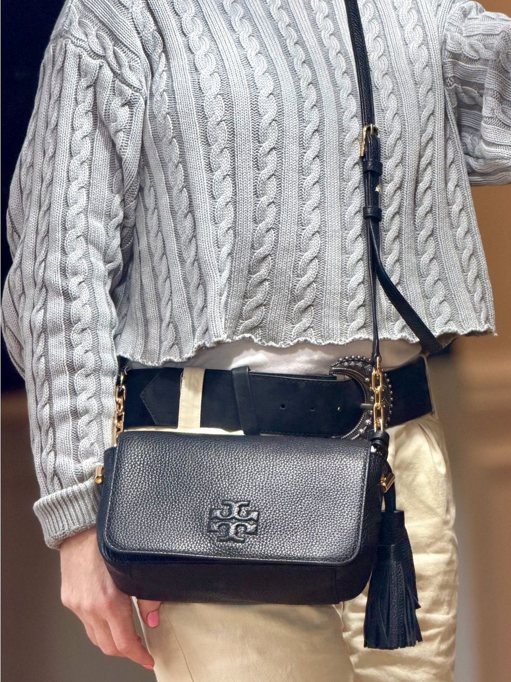 Tory Burch Quiet Luxury 2010’s Thea Pebbled Leather Flap Crossbody Black EUC - Picture 10 of 14